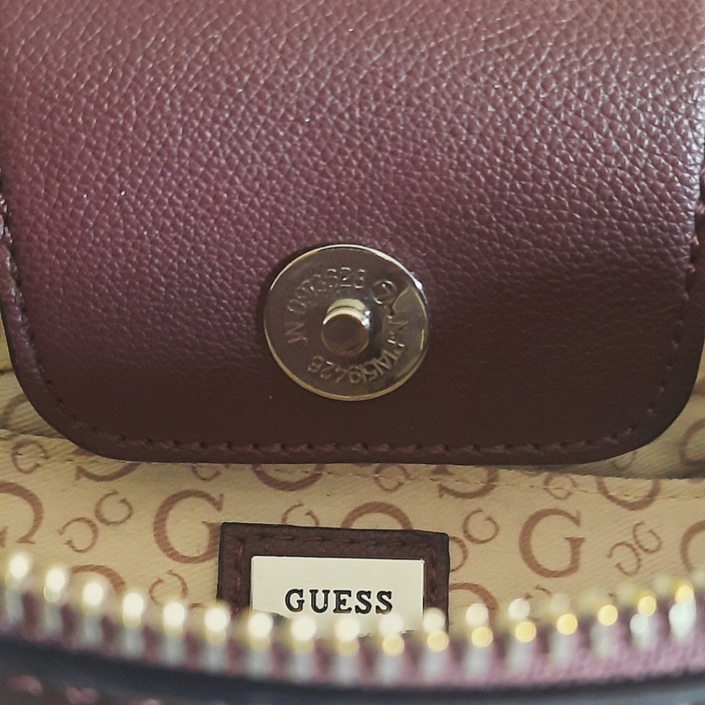 GUESS WOMEN'S SATCHEL - Picture 6 of 7